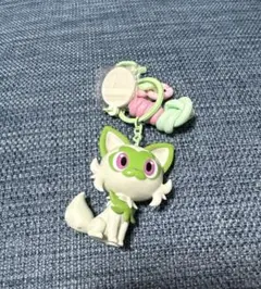 ポケモン　キーホルダー　ニャオハ