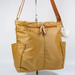 美品✨カナナプロジェクト ショルダーバッグ ナイロン 軽量 キャメルのサムネイル