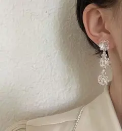 フラワービーズドロップピアス 花水晶　ハンドメイド　結婚式