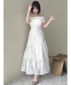 dazzlin シアージャカードコルセットワンピース　オフホワイト