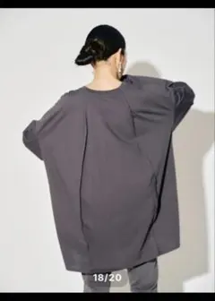 【新品未使用】YENN CURVE FORM LONG TEE GRAY 新品未使用】YENN CURVE FORM LONG TEE GRAY - メルカリ