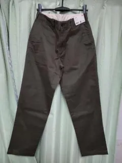 【ユニクロ】 レギュラーフィットチノ　チノパン