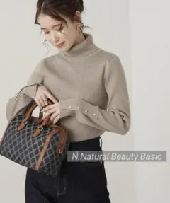 1157 美品✨N.NBB パールボタンタートルネックニットのサムネイル