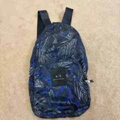 Armani Exchange 花柄リュック　コンパクト　軽量