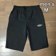 メンズ　短パン　ショートパンツ　スポーツ　ポリエステル100% 黒　M
