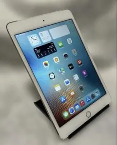 Apple iPad mini4 セルラー 中古品のサムネイル