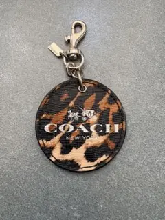 COACH ヒョウ柄 キーホルダー