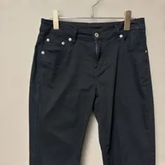 トップバリュ　ストレッチブラックストレートパンツ(L相当)シンプル無地のサムネイル