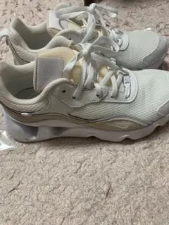 NIKE スニーカー
