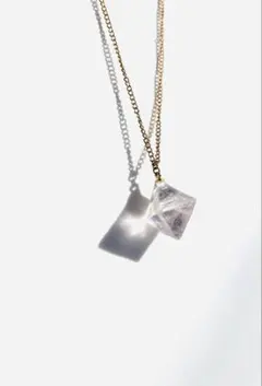 フローライト 八面体 ネックレス