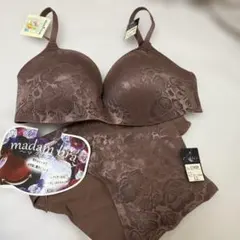 Sanei madam bra ブラジャーショーツセット LLのサムネイル