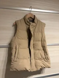 ベージュ ダウンベスト メンズ