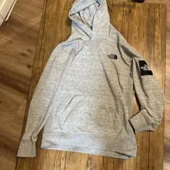 THE NORTH FACE パーカー グレー