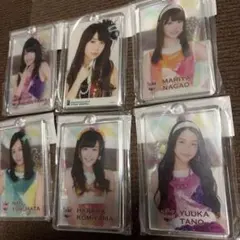 AKB48 グッズ まとめ売り 写真 キーホルダー タオル　ポストカード　etc