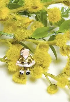 新品未使用　weekends ウィークエンズ　サンタピン　ゴールド【匿名発送】