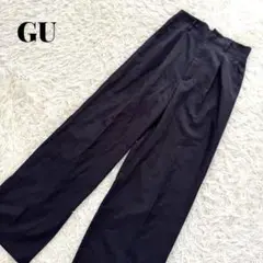 GU ジーユー カラースラックス 黒 ウエストタック ハイウエスト 脚長 細見え