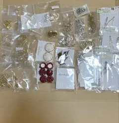 ④資材　ピアス　イヤリング　キャッチ　チェーンタッセル　ストーン　貼り付けパーツ