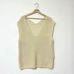【美品】チャオパニック　ニット　ベスト　ホワイト　白