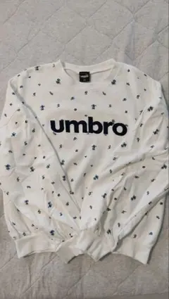 アンブロ　トレーナー　花柄　レディース