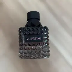 香水2本セット BDC ヴァレンティノ BORN IN ROMA INTENSE - メルカリ