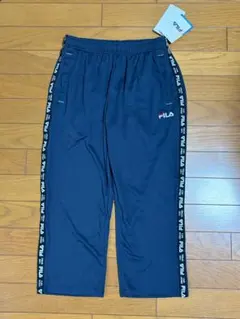 新品未使用　FILA トレーニングパンツ　ネイビーL ７部丈