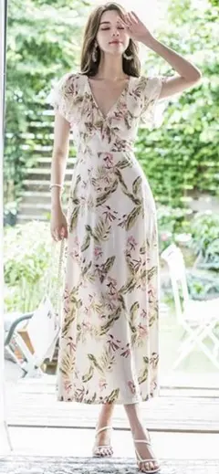 美品✨カシュクールVネック花柄半袖フリルロングワンピース