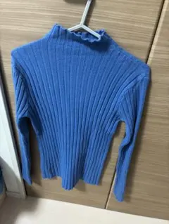 リブ編み ハイネック セーター 青