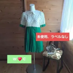 W♥️C　(未使用に近い) ドット柄 半袖ワンピース グリーンのサムネイル