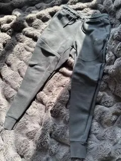 Nike グレー ジョガーパンツ