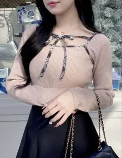 チェック柄配色デコルテリボンニット