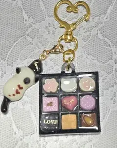No156チョコレートBOXとねこちゃんのキーホルダー・ハンドメイド・チャーム