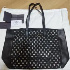 PRADA プラダ ハトメスタッズ ナイロン＆レザー トートバッグ ブラック