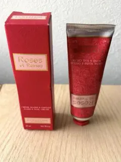 ロクシタン ローズ ベルベットハンド&ネイルクリーム 30ml