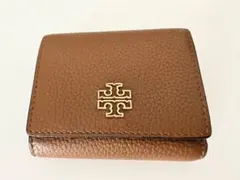 トリーバーチ 三つ折り財布のサムネイル