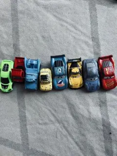 トミカ カーズ ミニカー 8台セット