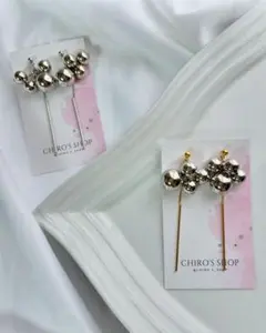 【ハンドメイド】じゃらじゃらシルバーボールピアス　イヤリング