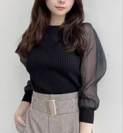 スリーブシアーパフニットトップス(新品未使用品)