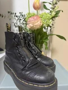 極美品❗️Dr.Martens SINCLAIR UK3 黒 厚底 フロントジップ - メルカリ