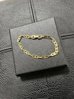 希少】GIVENCHY ジバンシー ブレスレット クロス 4Gロゴ 17cm - メルカリ