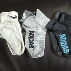 Nike & Adidas キッズ靴下 3足セット13〜15cm