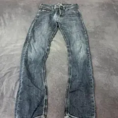 Diesel ダークブルー スリムフィットデニム