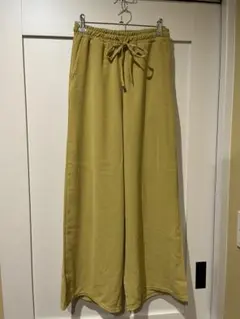 しまむら　ワイドパンツ　イージーパンツ