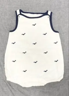 ジャニーアンドジャック　クジラ刺繍ロンパースのサムネイル