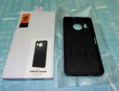 Spigen Aquos Sense 8 TPU ソフトケースのサムネイル