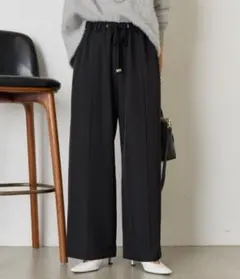 ジェナエスパスメルヴェイユ トロミイージーパンツ