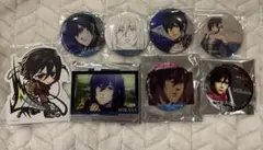 進撃の巨人　ミカサ　缶バッジ　アクリルカード　スタンディパネル　8点セット