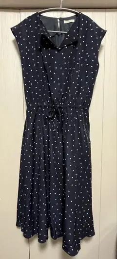 ネイビー 水玉模様 ノースリーブ ワンピース Mサイズ 膝丈