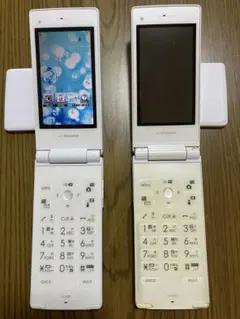 NTT docomo N 03D 本体 2台セットのサムネイル
