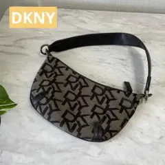 美品【DKNY】ワンショルダーバッグ　ロゴ　レザーbagのサムネイル