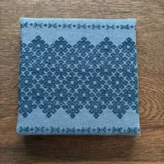 ファブリックパネル　ハンドメイド　こぎん刺し